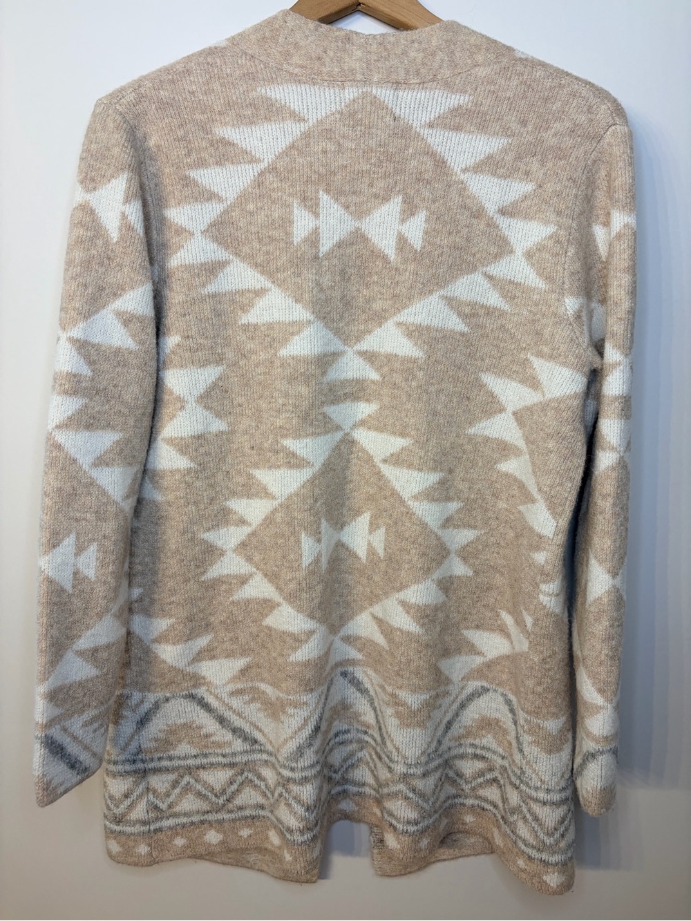 *NWOT* Frye Aztec Print Long Line Open Cardigan Sweater, Size Medium - Picture 7 of 10